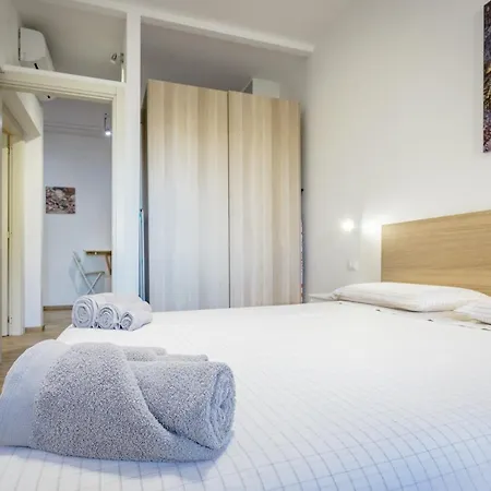 Del Teatro Apartment *