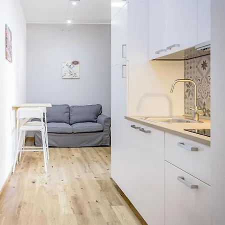 Del Teatro Apartment *